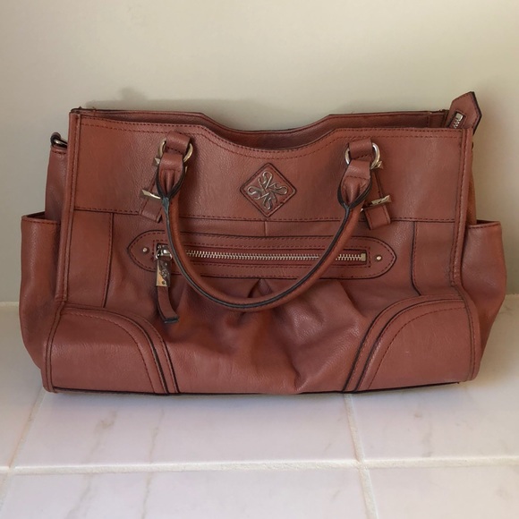 Simply Vera Vera Wang Handbags - Used Vera Wang Handbag